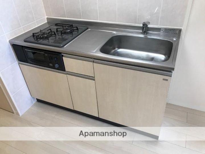 大阪府大阪市生野区中川西1丁目の賃貸マンションのキッチン