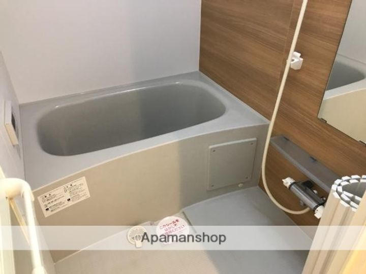 大阪府大阪市生野区中川西1丁目の賃貸マンションの風呂