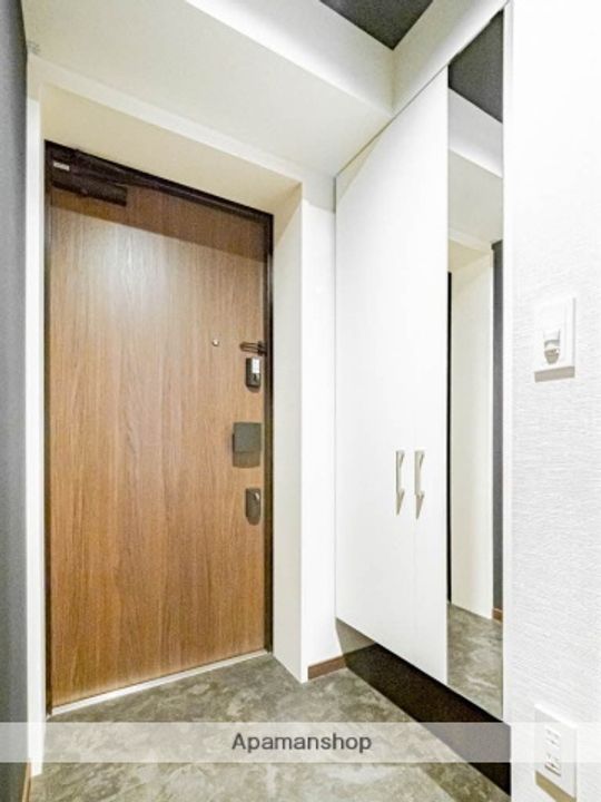 セントリヴィエ大阪梅田の玄関