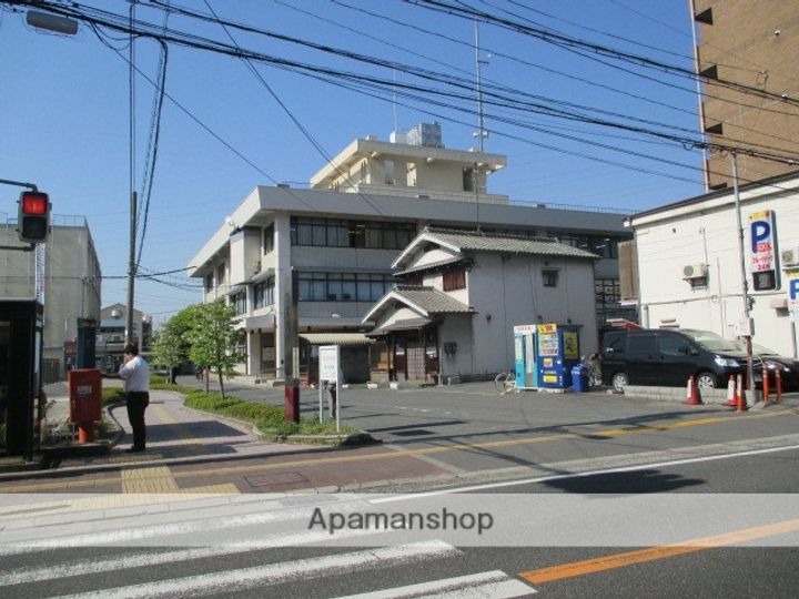 シャーメゾン ウィステリアの周辺