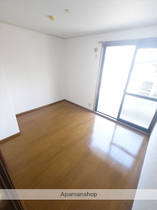 グリーンスクウェア101の居間