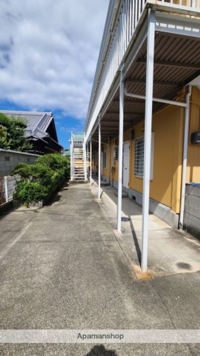 辻ハイツ102の外観