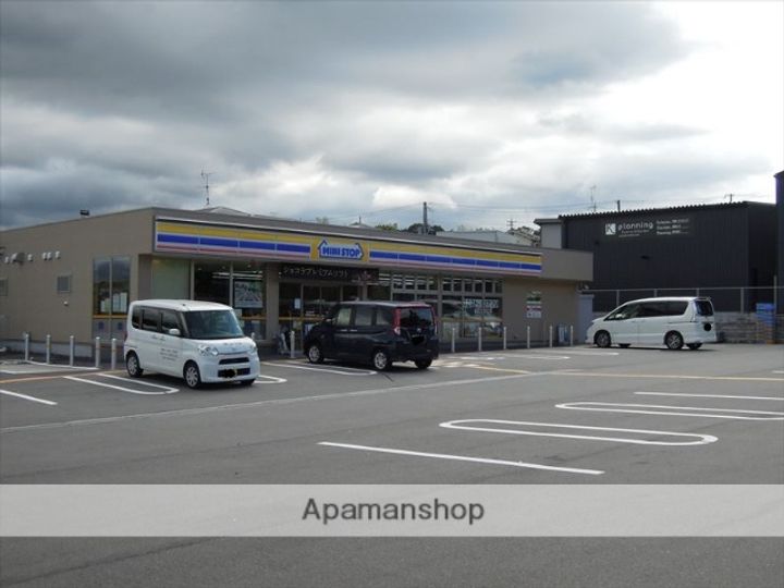 サンフォレスタの周辺