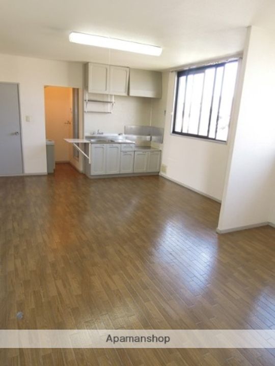 ウィンディアコスモスの居間