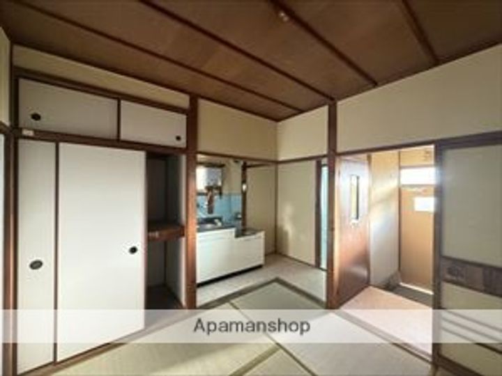 長谷川文化の居間