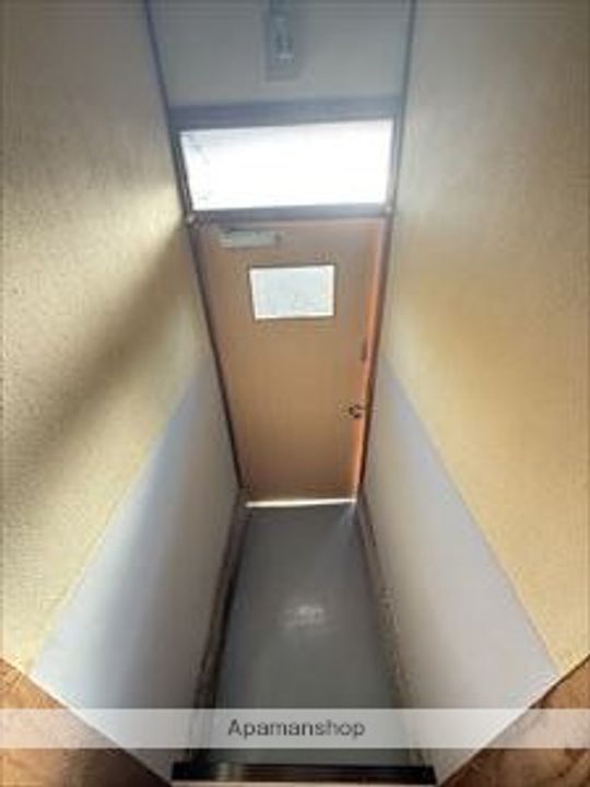 長谷川文化の玄関