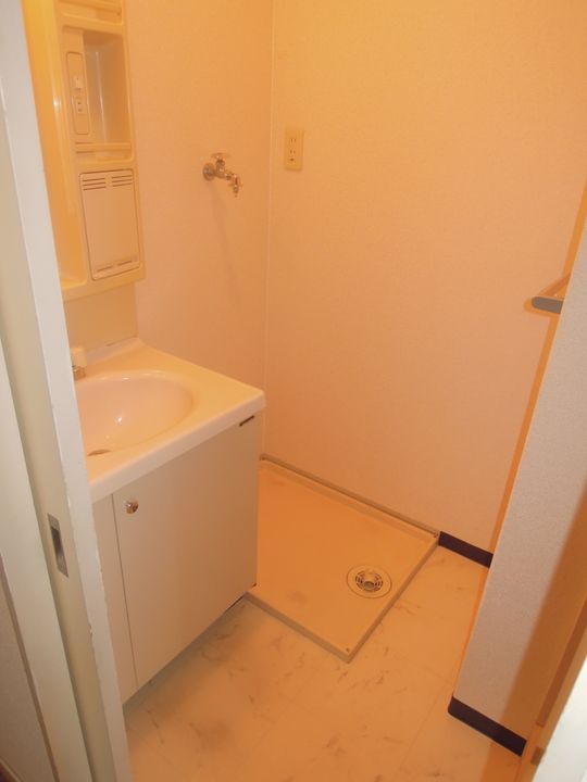 グランエクセル箕土路301号室のその他画像