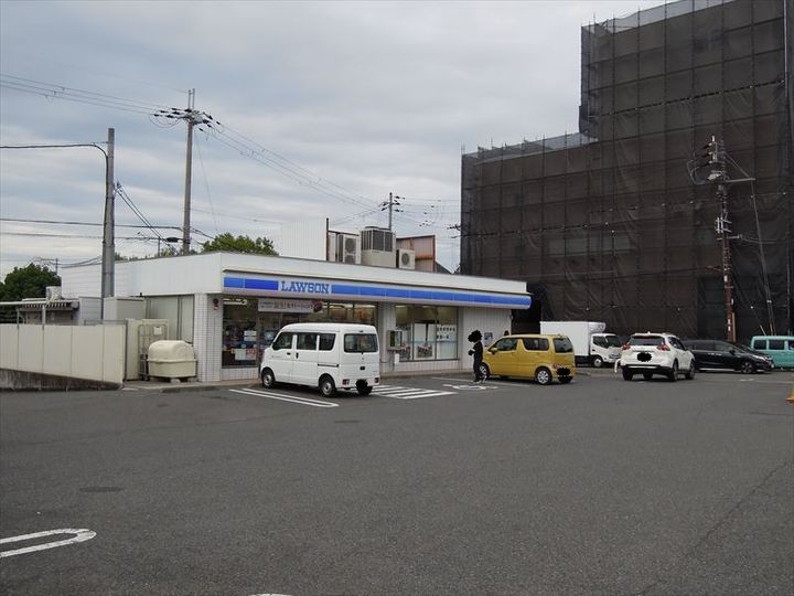 シャルマンフジ久米田参番館の周辺