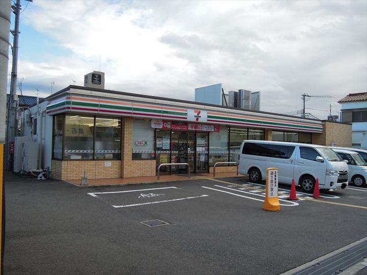 シャルマンフジ久米田参番館の周辺