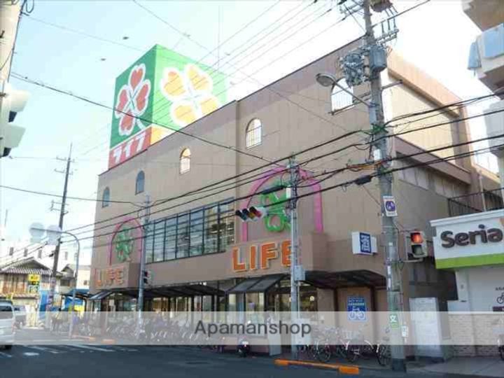 ジーメゾン岸和田スフィールの周辺