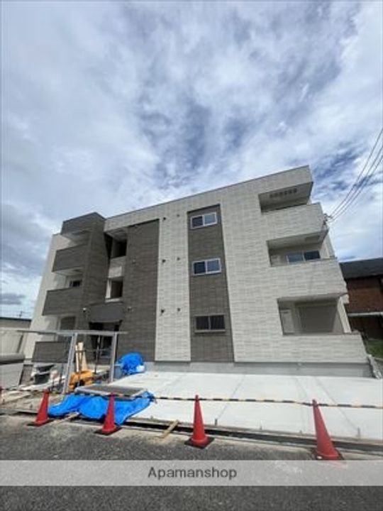 フィアスコート土生の外観