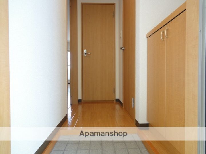 GREEN COAT105の内装