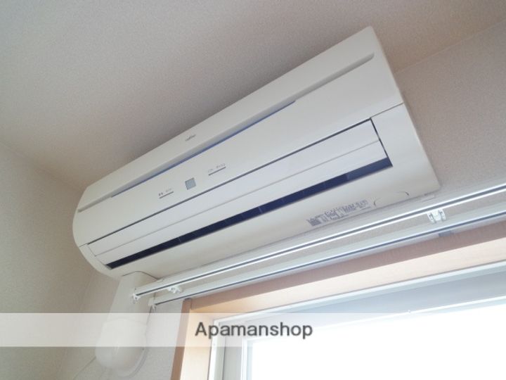 GREEN COAT105の内装