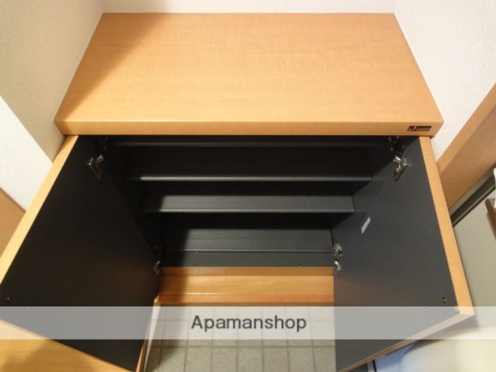 GREEN COAT105の玄関