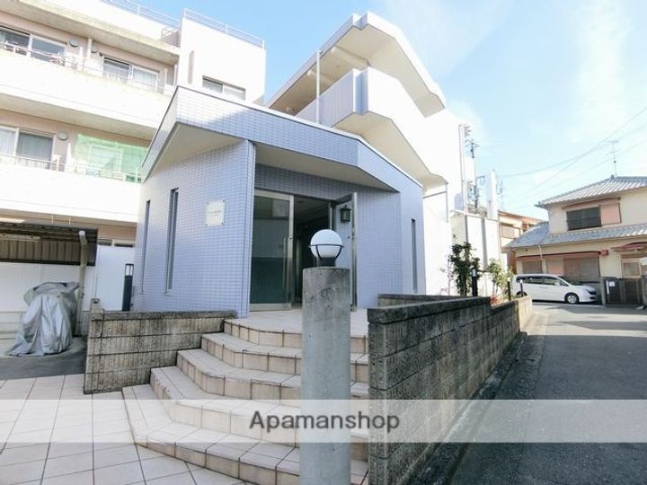 トゥールビヨン301の外観