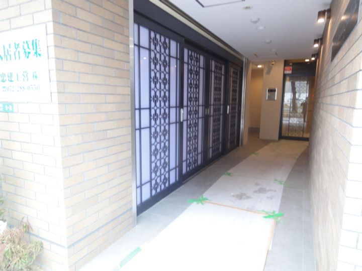 大阪府堺市堺区宿院町東4丁の賃貸マンションの外観