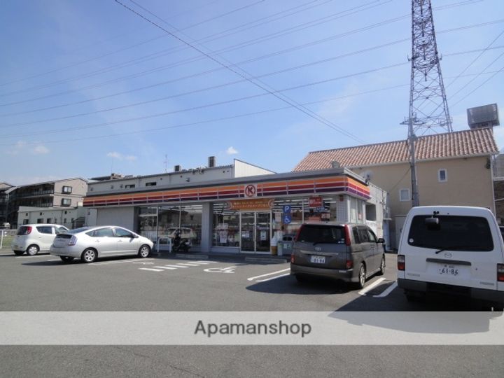 GREEN COAT103の周辺