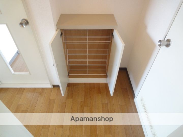 シュライクハイツ205の内装