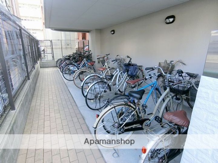 大阪府堺市北区中百舌鳥町5丁の賃貸マンションの外観