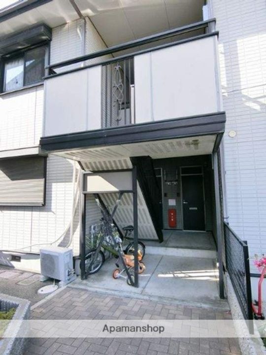 大阪府堺市北区百舌鳥梅北町3丁の賃貸アパートの外観