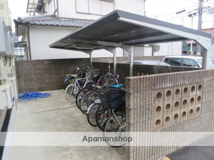 大阪府堺市北区船堂町1丁の賃貸アパートの外観