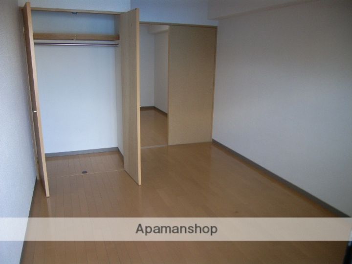 エスポワール長曽根301の居間