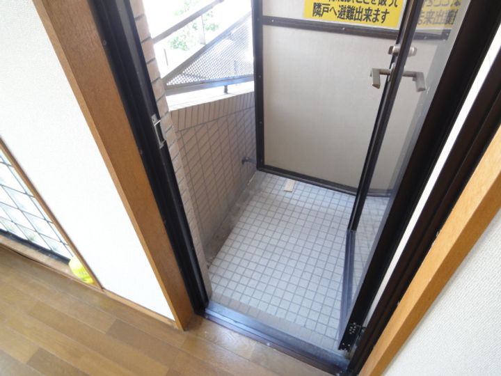 シャルマンフジ北花田405の内装