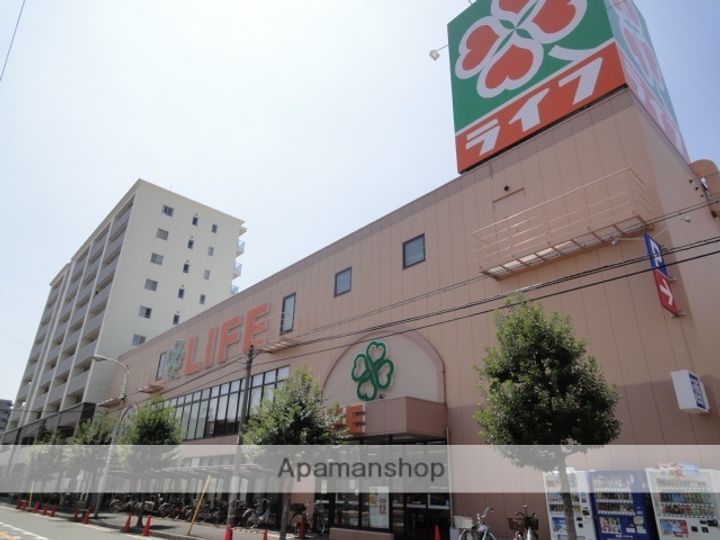 カーサ ディ パエーゼ107の周辺