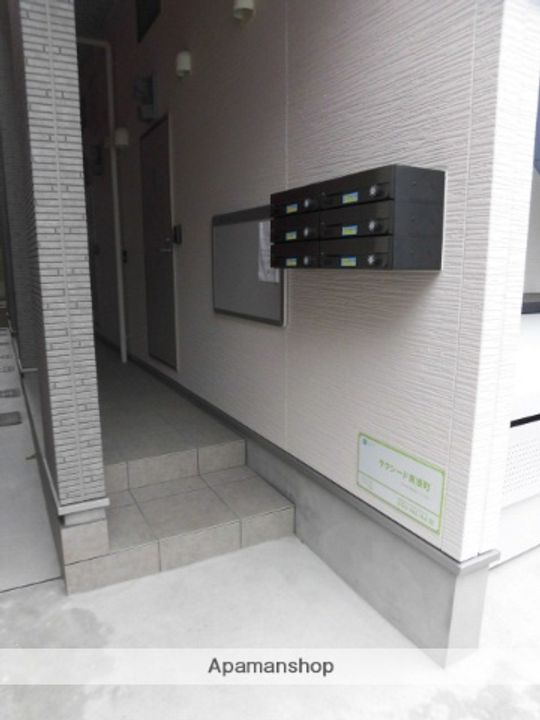 サクシード東湊町202の外観
