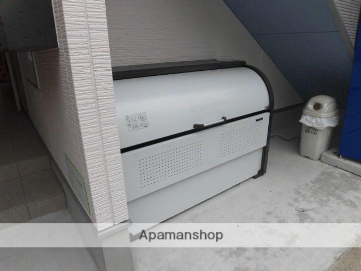 サクシード東湊町202の外観