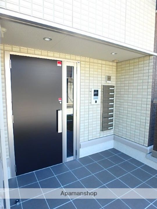 VILLA北花田D−ROOM102の外観