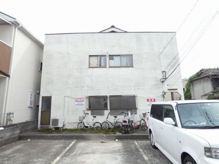 浜寺ハイツの外観