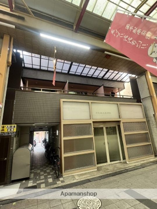 ヒルズ鳳の外観