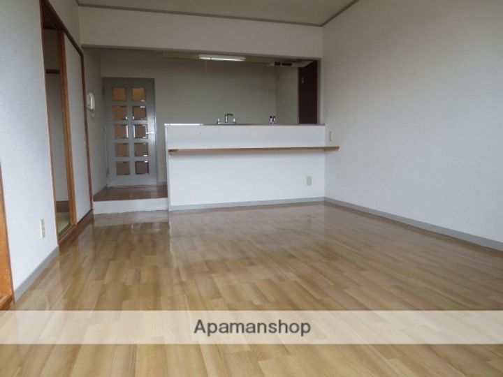 エンデバー高石の居間