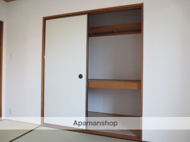 大歳ハイツの内装