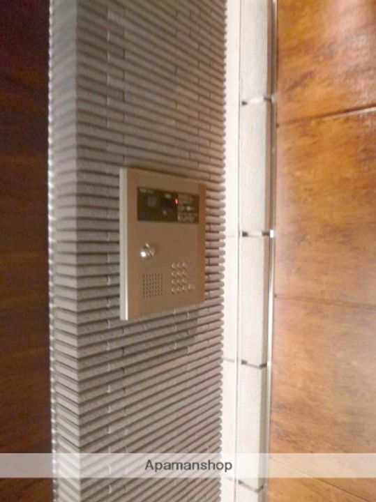 メゾンルージュ玉造ESTの外観