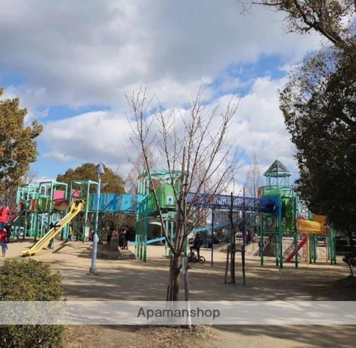 プレサンス大阪城公園パークプレイスの周辺