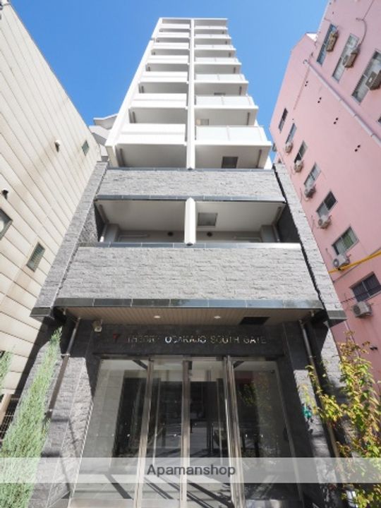 セオリー大阪城サウスゲートの外観