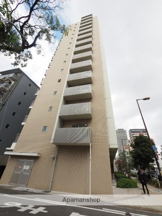 アーバンエース夕陽丘パルの外観