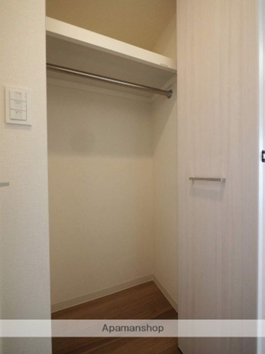 プレサンス谷町九丁目駅前の内装