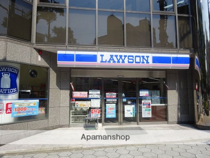 ジュネーゼグラン本町EASTの周辺