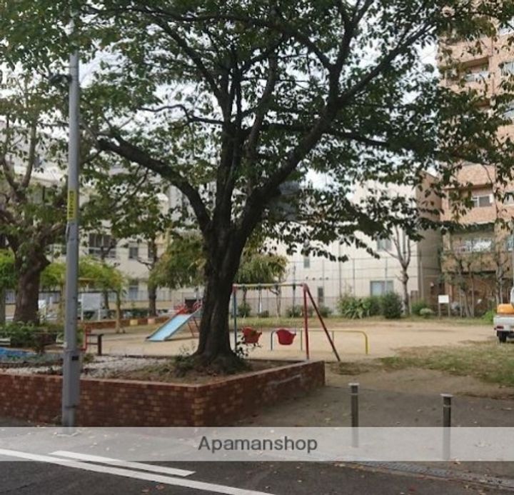 グランドメゾン大阪上本町の周辺