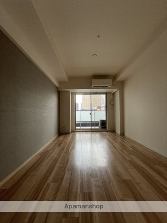スプランディッド淀屋橋DUEの居間