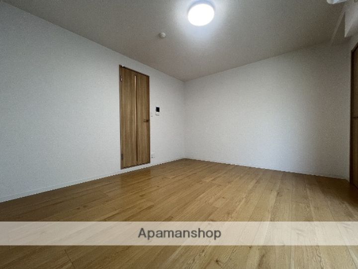 ソリティア桃谷の内装