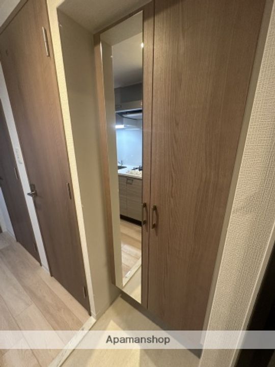 エスリードザ・カレント大阪の玄関