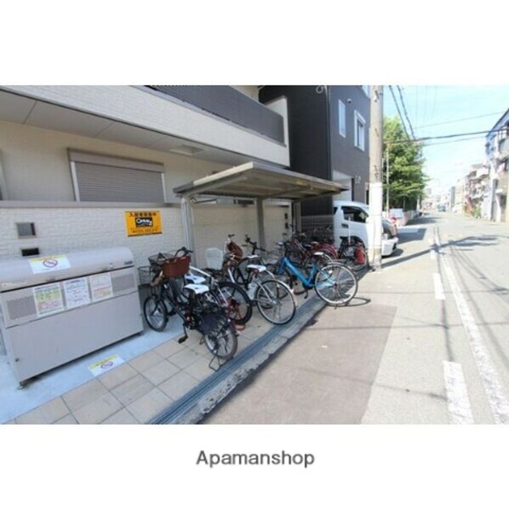 FMAISONLOREI番館の外観