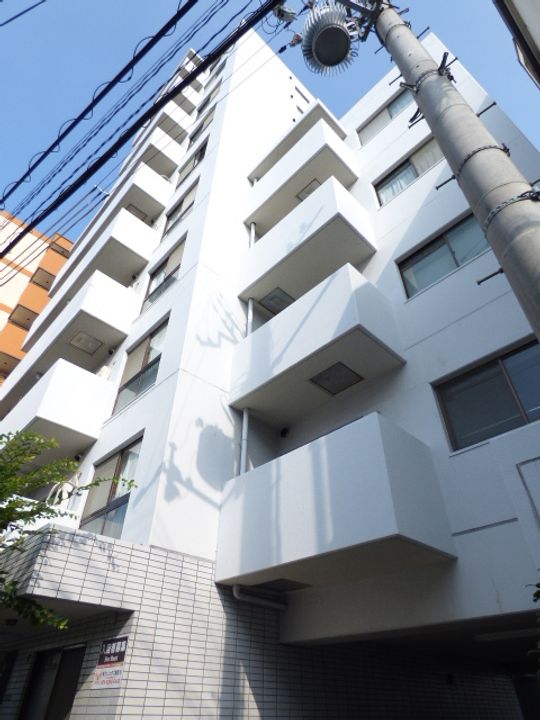 JMRレジデンス新大阪(旧メロディハイム新大阪)の外観