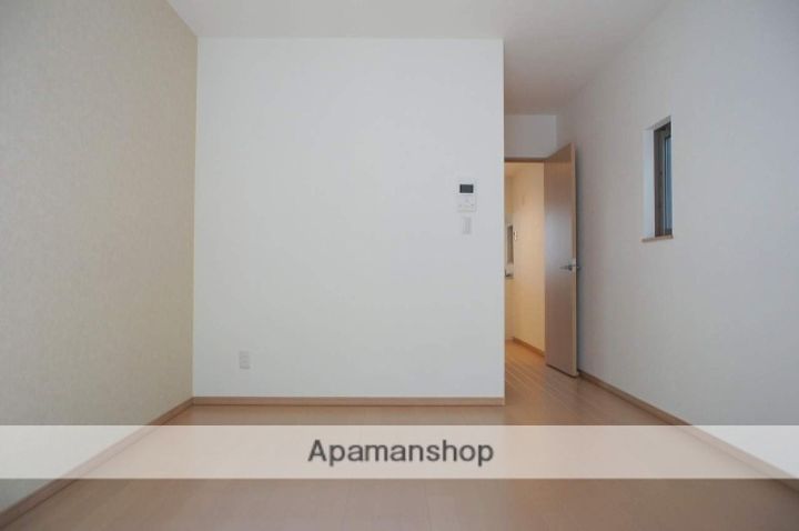 Kメゾン野田の居間