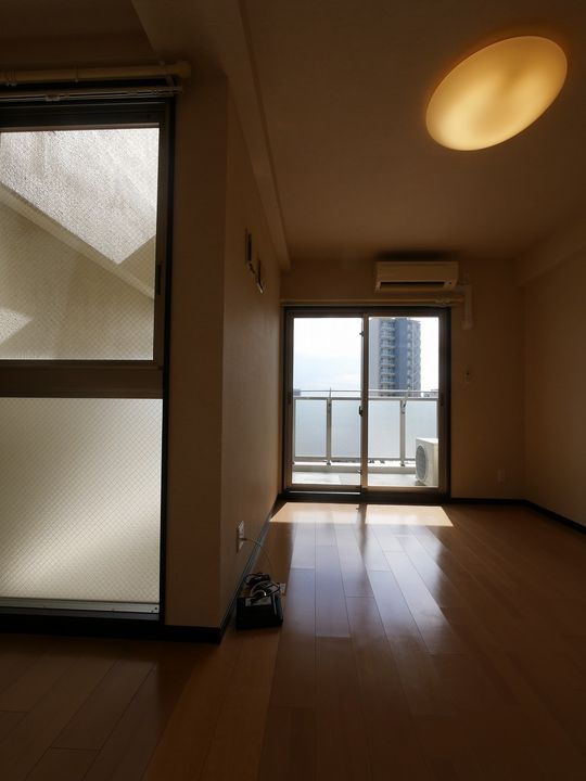 大阪府大阪市此花区西九条3丁目の賃貸マンションの内装