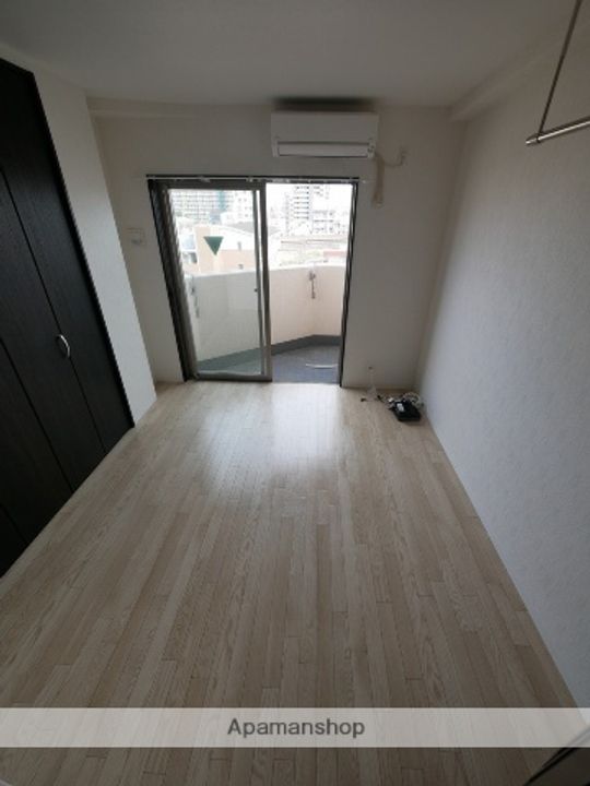 WINGS西九条の居間